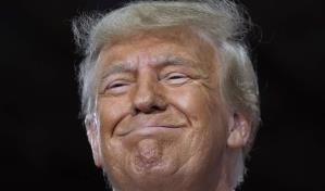 Trump va a Nueva Hampshire para registrarse para las primarias