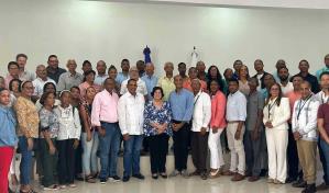 Presentan estrategias para fortalecer el desarrollo económico en El Seibo