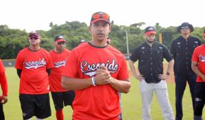 Víctor Estévez un técnico joven que asume un gran reto