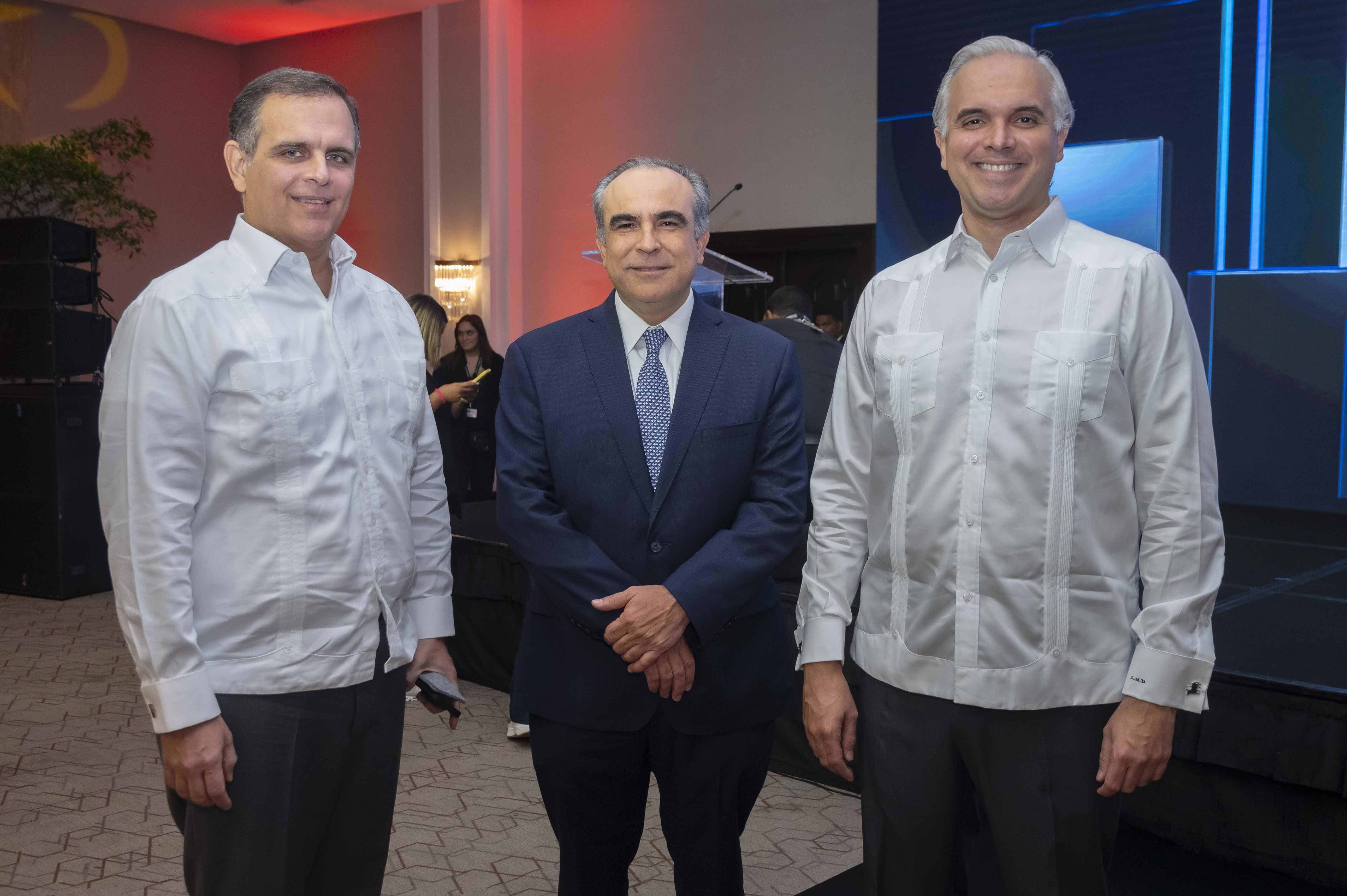 José Manuel Vicente, Celso Juan Marranzini y Luis Miguel de Camps