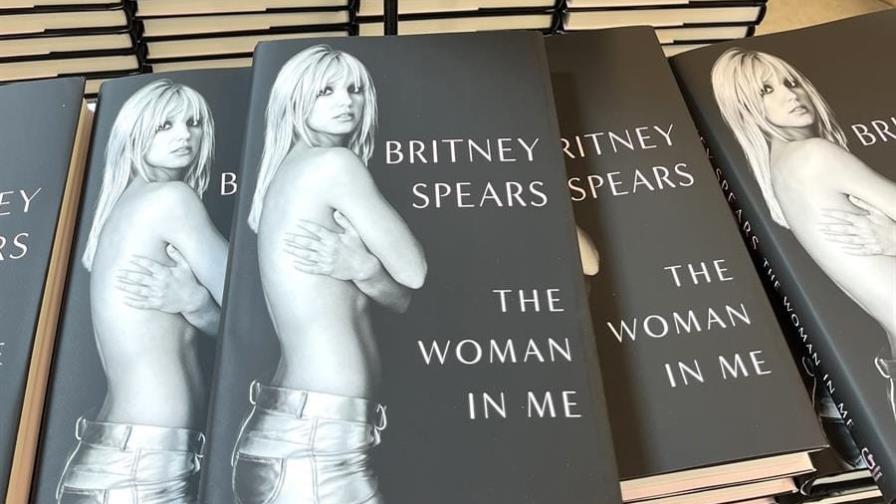 Circula en librerías las memorias de Britney Spears, un libro que explora el lado oscuro de la fama