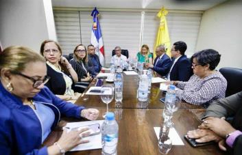 CMD y Salud Pública se reúnen para debatir nuevas estrategias contra el dengue