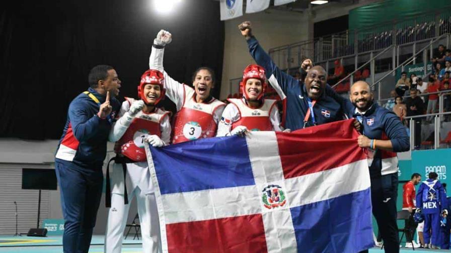 Dominicana hace historia al ganar el primer oro del taekwondo por equipo; Crismery Santana, bronce