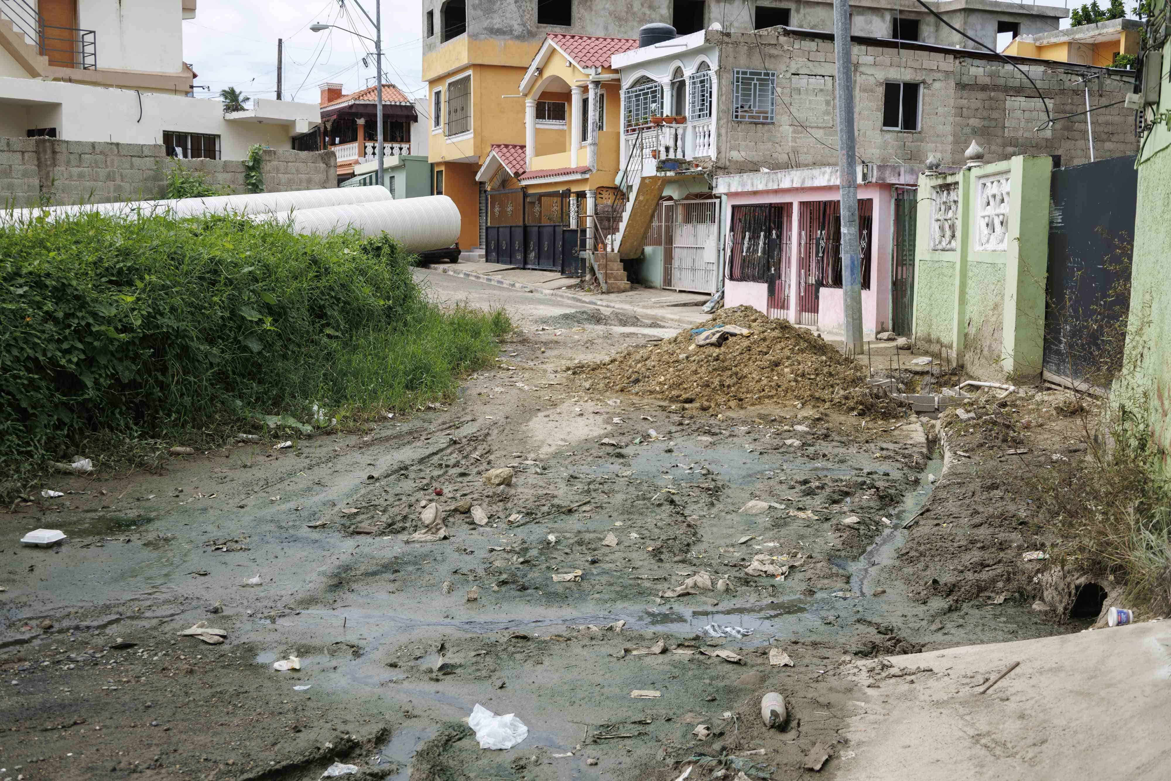 El lugar donde se forma el charco está en estas condiciones ahora