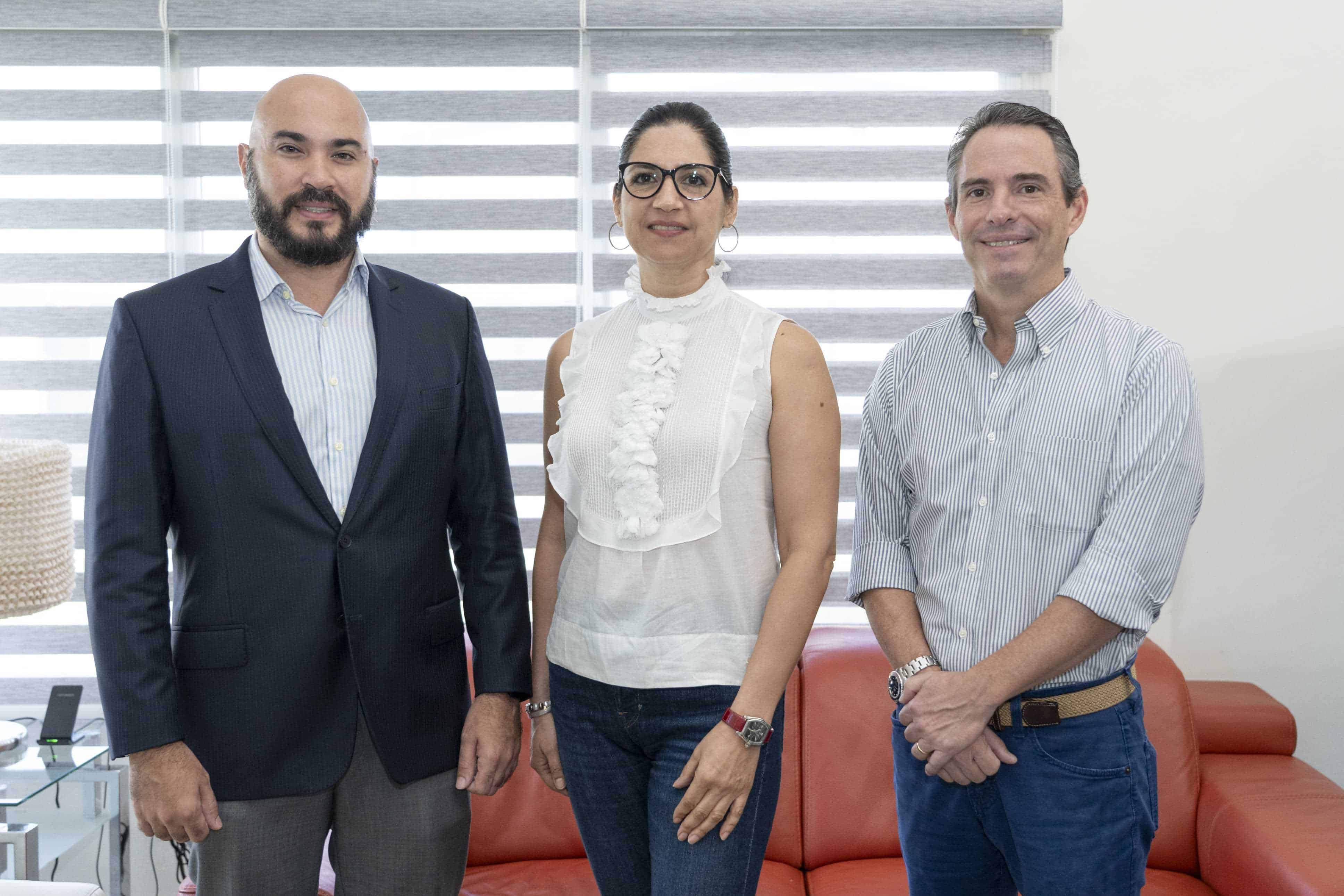 Carlos Jiménez, Andrea Dumas y Diego Prida.