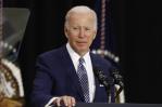 Biden urge a los republicanos apoyen prohibir las armas de asalto tras el tiroteo en Maine