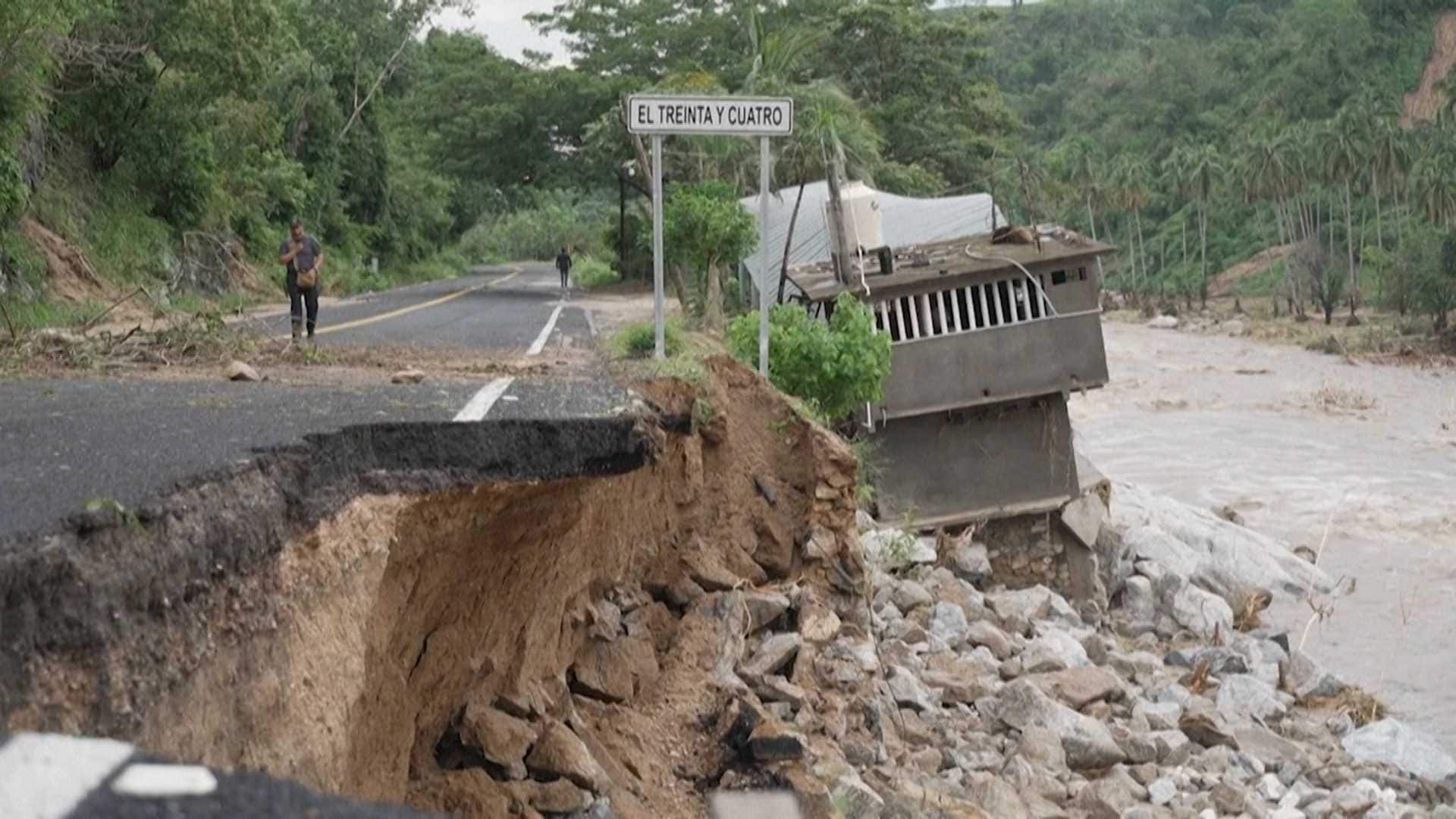 Desastre tras el paso del huracán Otis por Acapulco