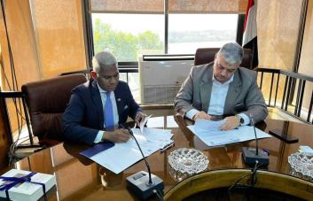 Embajada de RD en Egipto firma acuerdo para subtitular películas y traducir libros dominicanos al árabe