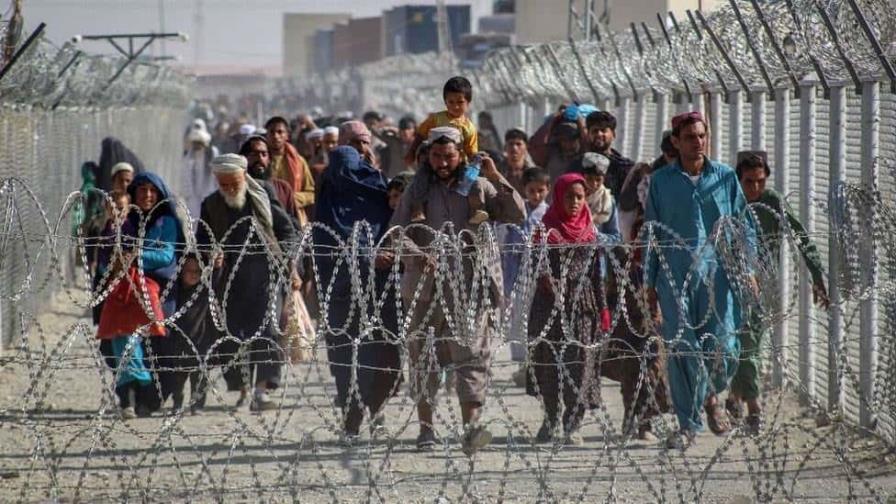 ONU: Más de 59,000 afganos regresan a su país ante el ultimátum de deportación en Pakistán