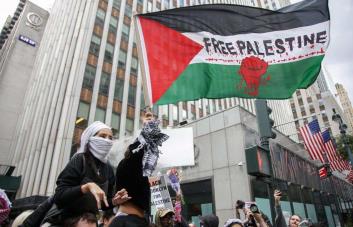 Cientos bloquean la estación Grand Central de Nueva York y piden un alto el fuego en Gaza