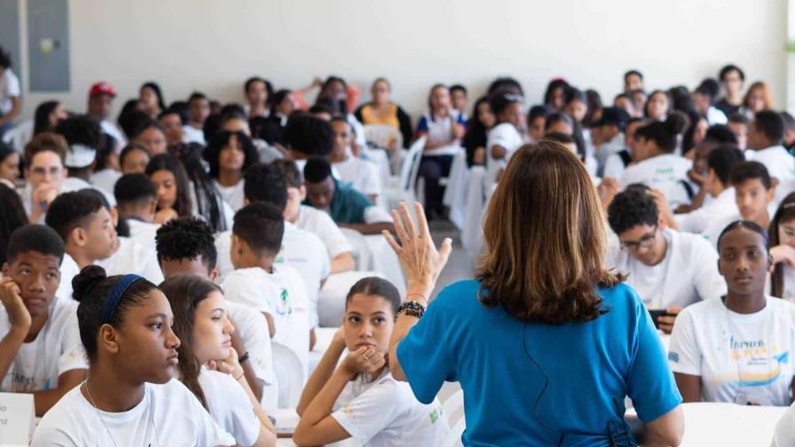 Realizan Torneo El Plan: fomentando el emprendimiento en jóvenes