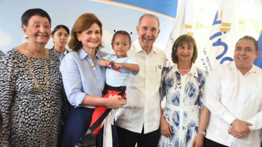 Gobierno inaugura estancia infantil en Bonao