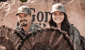 Adolescente muere tras ser alcanzada por un rayo mientras cazaba con su padre