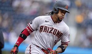 Ketel Marte establece marcas de indiscutibles para playoffs en MLB