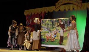 Ministerio de Cultura reconoce al colectivo teatral colombiano Matacandelas