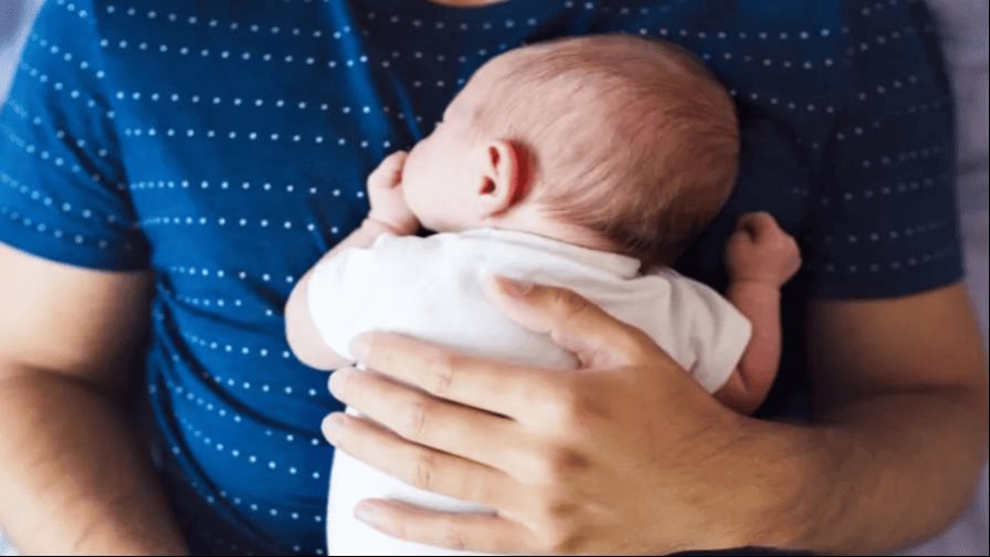 Proyecto de ley de licencia por paternidad no ha sido aprobado por el Senado
