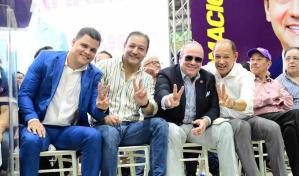 PLD proclama 18 candidatos en los niveles congresional y municipal