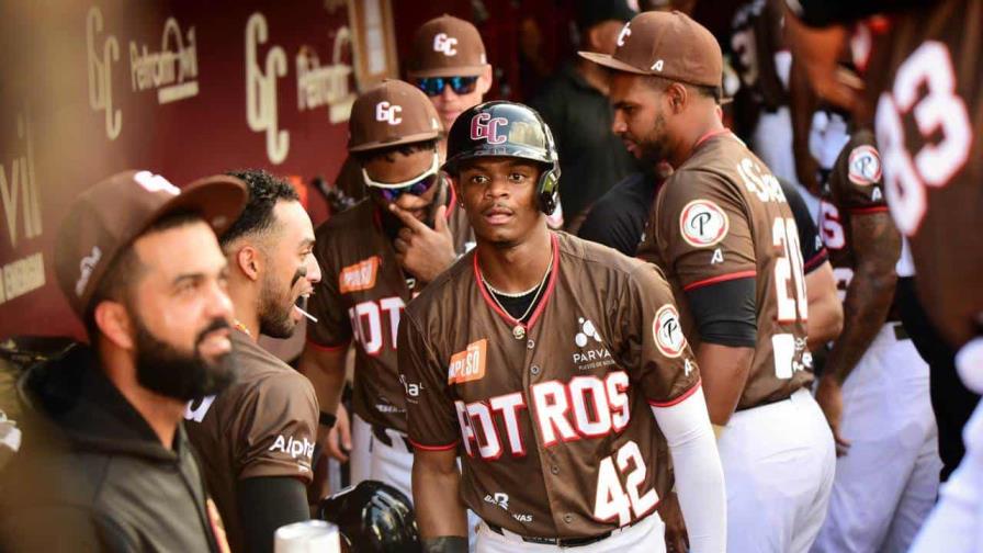 Los Gigantes dejan en el terreno a los Leones con un pelotazo