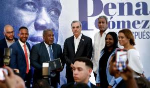 Una exposición para recordar a Peña Gómez, a 25 años de su partida