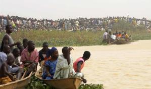 Al menos 19 muertos y 70 desaparecidos en el naufragio de un barco en un río en Nigeria