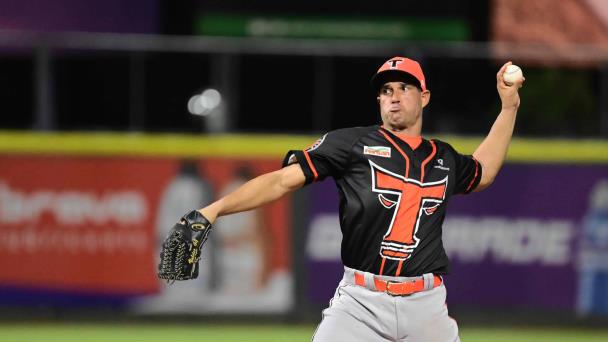 Los Toros repiten la dosis y apalean a Valdez y al Licey