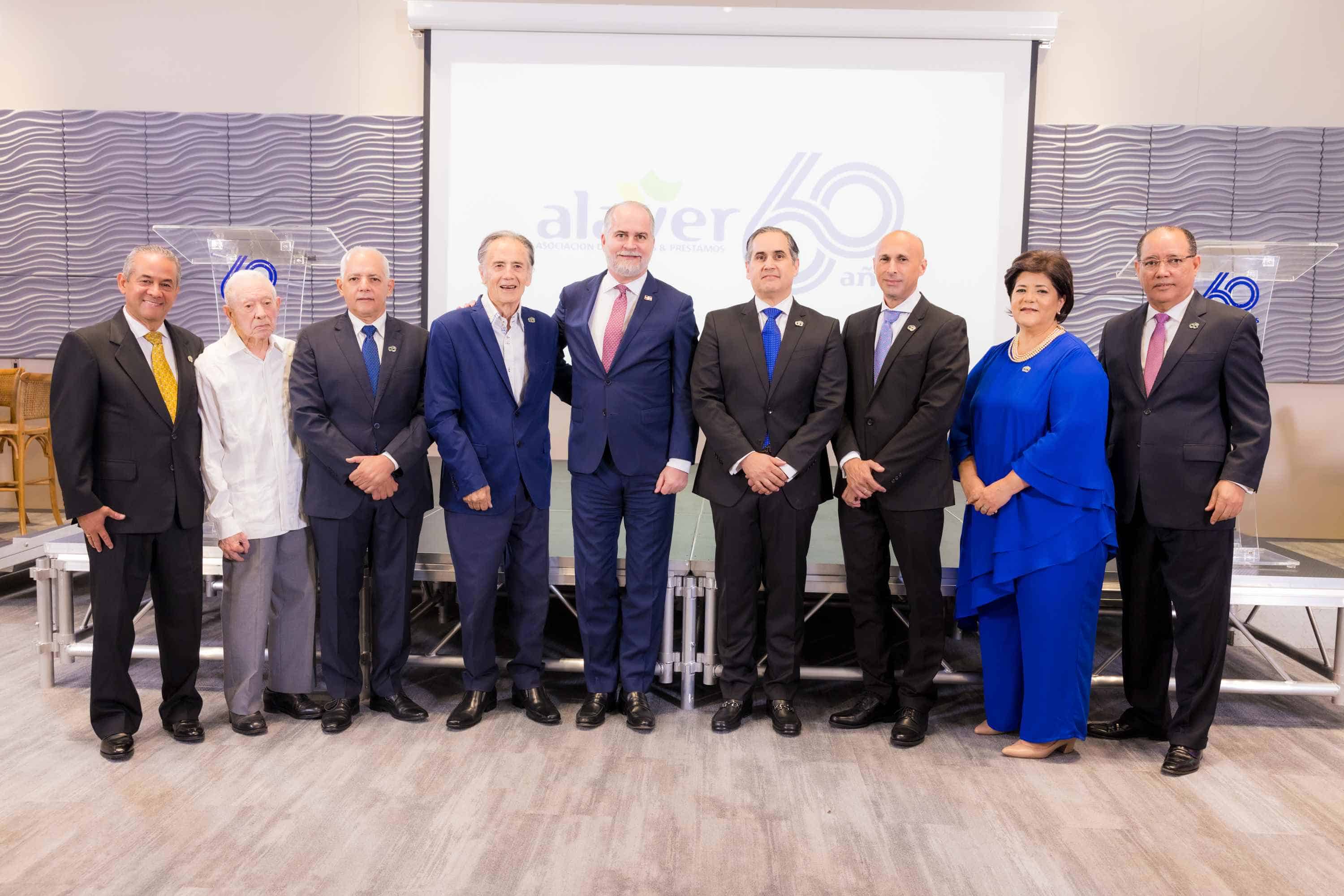 Jose Deschamps, Giovanni Bloise, Luis Marte, Pedro Alorda Thomas, Alejandro Fernandez W, Erick Salcedo, Milagros De Jesus De Felix, Luis Sabater