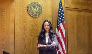 Abogada dominicana obtiene licencia para ejercer profesión en California