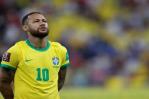 Neymar será operado el jueves en Brasil de ruptura de ligamento cruzado