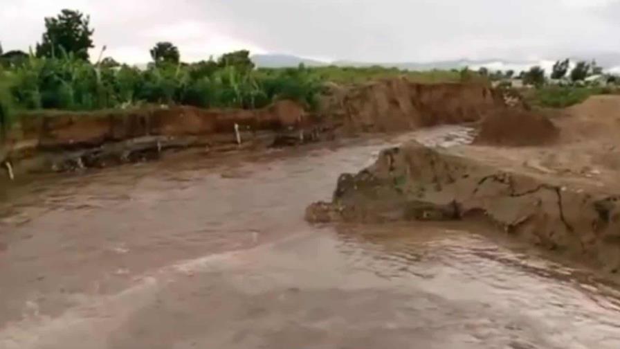 Crecida del río Masacre afecta trabajos de construcción de canal en Haití