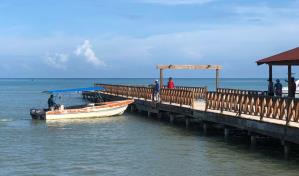 Muelle de Miches olvidado por las autoridades tras un año de haber colapsado