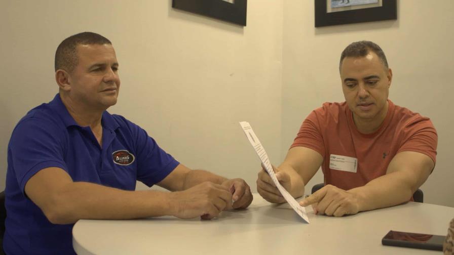 Empresa de ventas de vehículos desmiente vinculación con estafa en Santiago