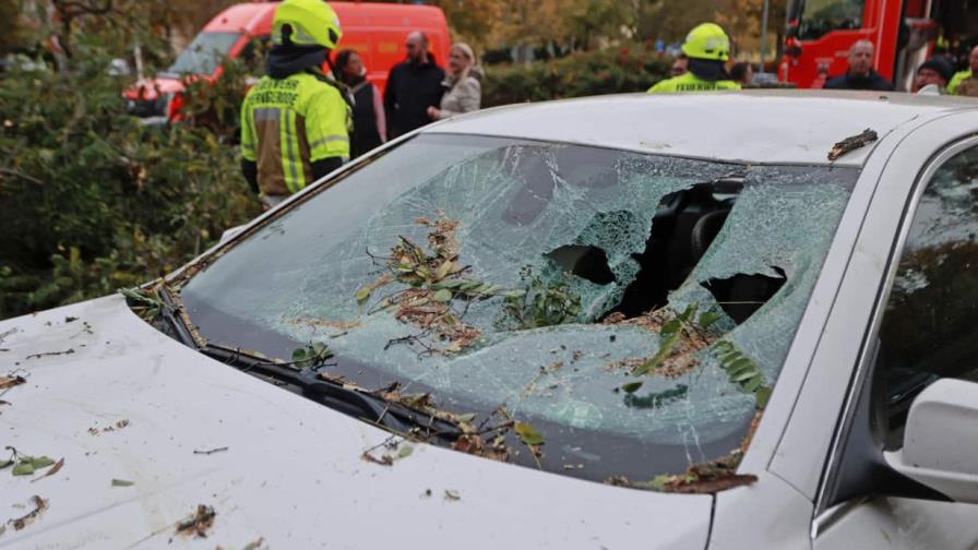 Suben a 12 los muertos por la tormenta Ciarán, que deja lluvias récord en Italia