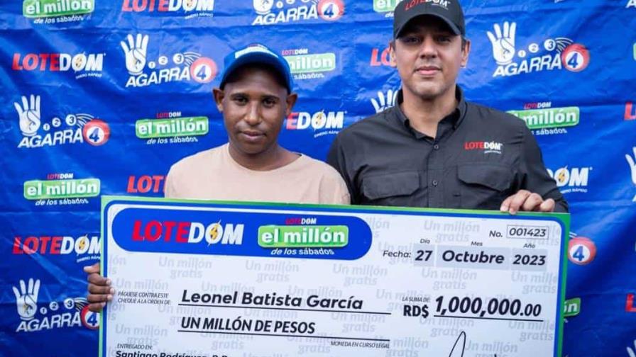 Lotedom entrega un millón de pesos a un fiel cliente