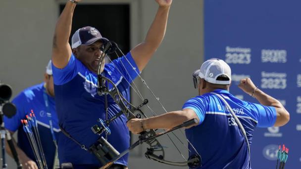 El Salvador conquista su primer oro en Santiago 2023 al ganar el tiro con arco por equipos