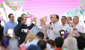 Abel proclama a Marino Collante como candidato a senador del PLD en Santiago