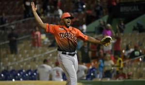 Toros derrotan a Leones y frenan su seguidilla de dos derrotas corridas