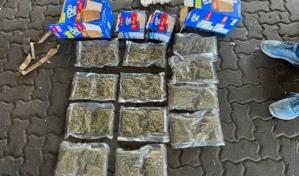 Ocupan 12 paquetes de marihuana en cajas de galletas en el puerto de Haina