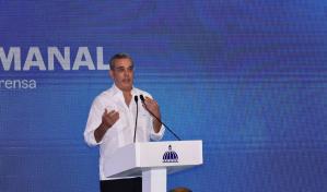 Presidente Abinader atribuye a "problemas internos" de EE.UU. falta de embajador en RD