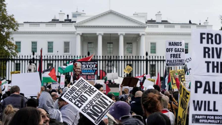 La popularidad de Biden entre los estadounidenses árabes se desploma por la guerra en Gaza
