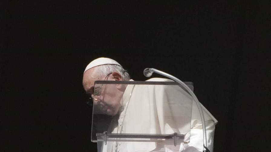 El papa condena el antisemitismo, el terrorismo y la guerra ante rabinos europeos