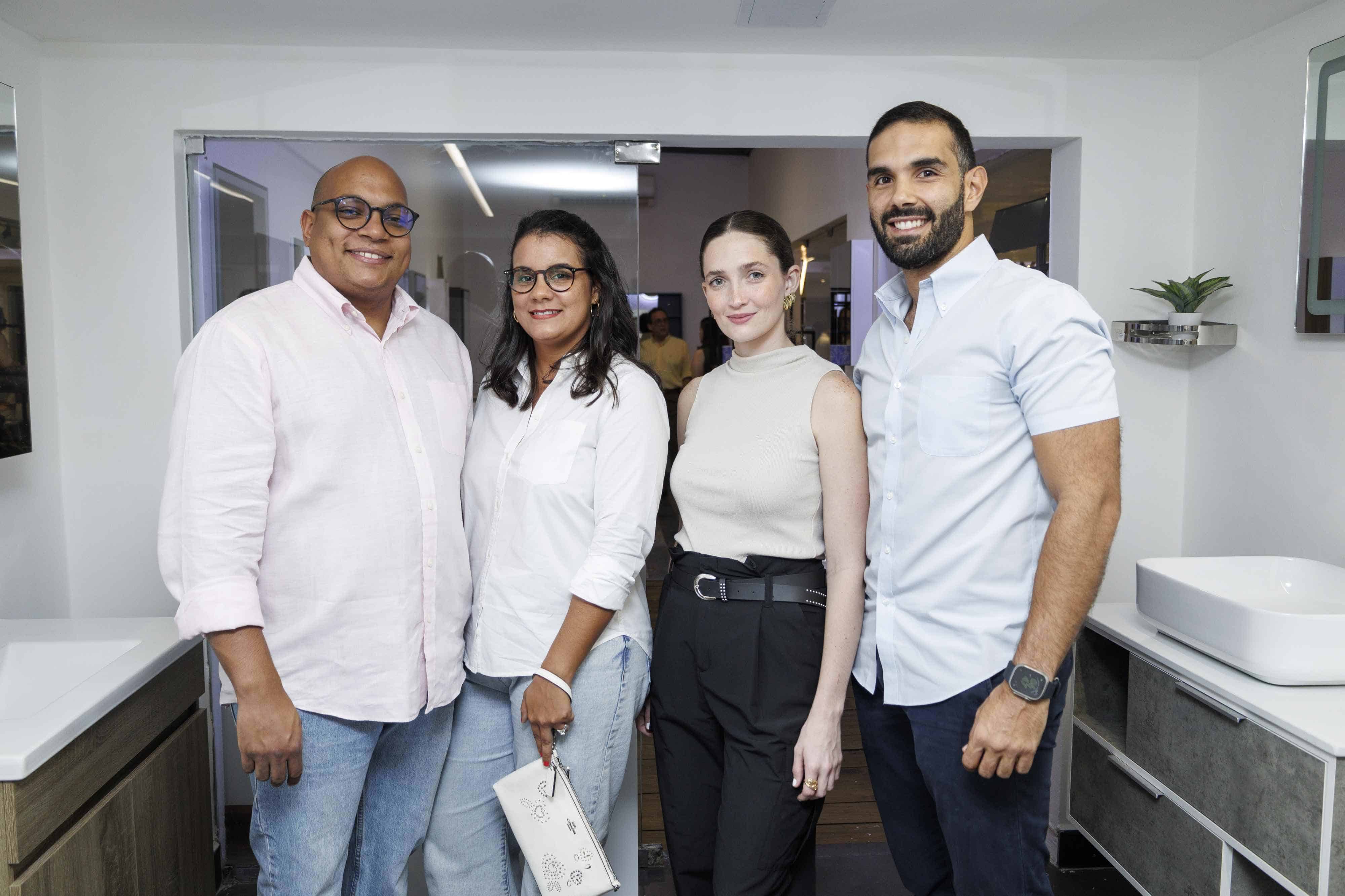 Alex Medina, Tatiana Núñez, Angella Valenzuela y Christian Rodríguez.