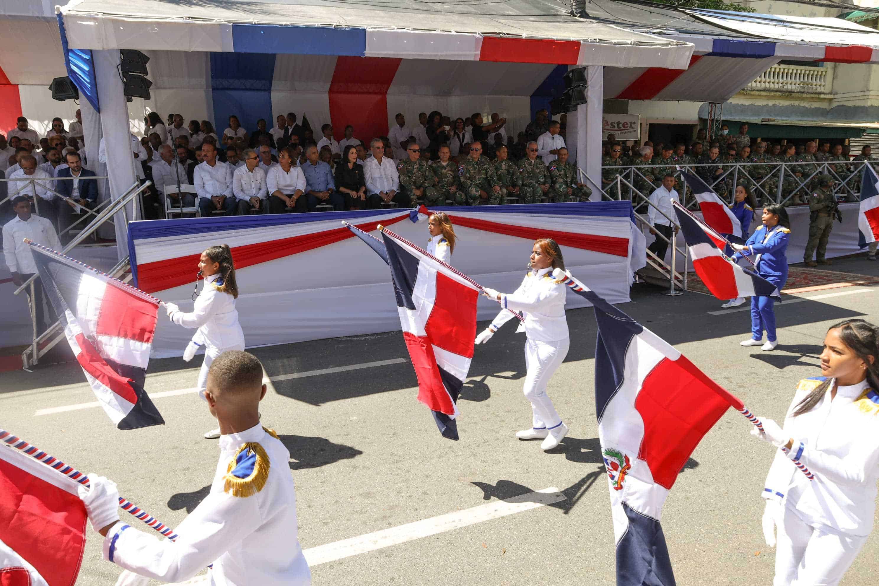 Desfile en conmemoración al Día de la Constitución.