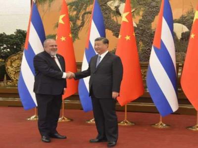 Primer ministro de Cuba se reúne en Pekín con Xi Jinping
