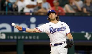 Escogido anuncia contratación del jugador Josh H. Smith