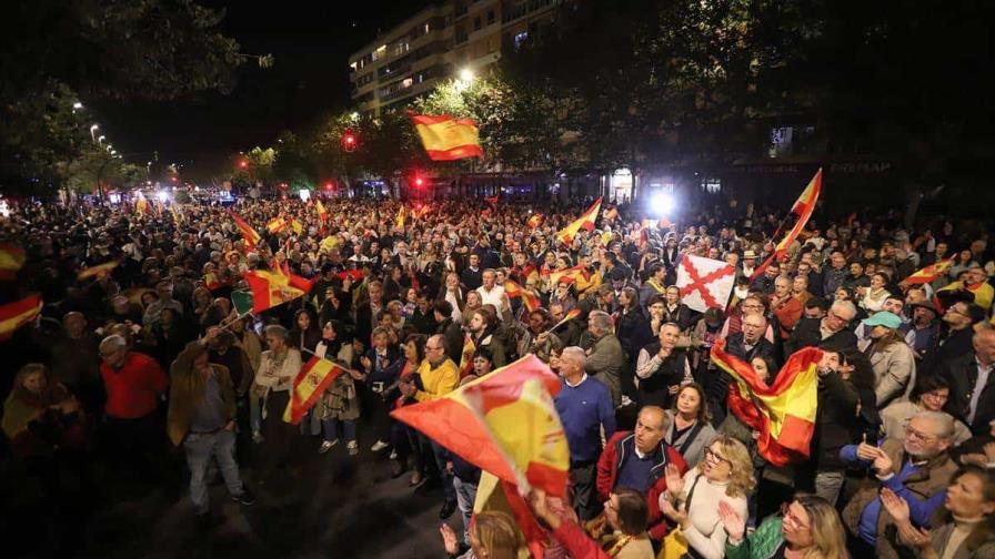 Cientos de manifestantes cortan el centro de Madrid en protesta por una posible amnistía