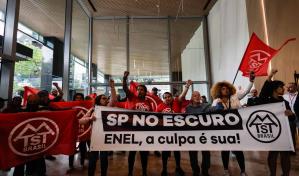 Manifestantes cortan dos avenidas en Sao Paulo por un apag&oacute;n de luz de cuatro d&iacute;as