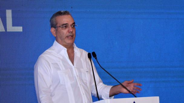 Abinader preocupado por el agua en el Este