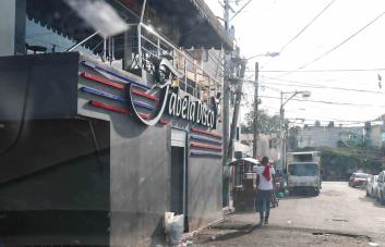 Dos muertos y cinco heridos en Guachupita durante enfrentamiento a tiros entre bandas