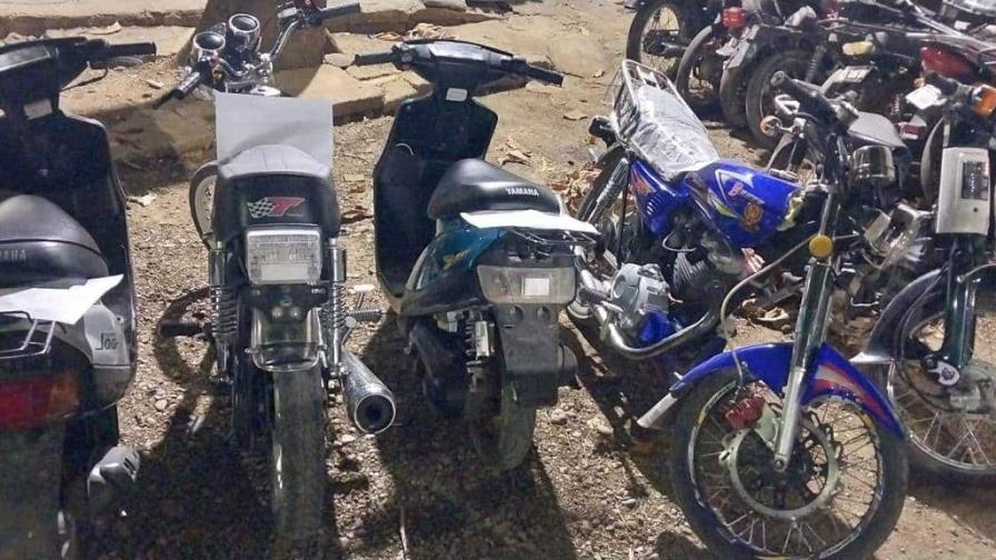 Policía retiene cinco motocicletas utilizadas en carrera clandestina en Esperanza