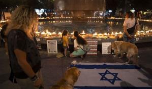 Israel llora a sus muertos y rehenes al conmemorar el primer mes de guerra con Hamás